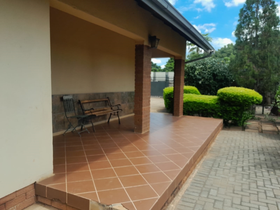 3 Bedroom Property for Sale in Rustenburg Central North West